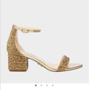 Betsey Johnson Mari gold heels size 9.5